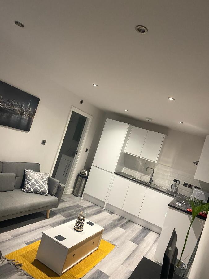 Vibrant 2 Bedroom Apartment - Bhx Airport Sheldon  Buitenkant foto